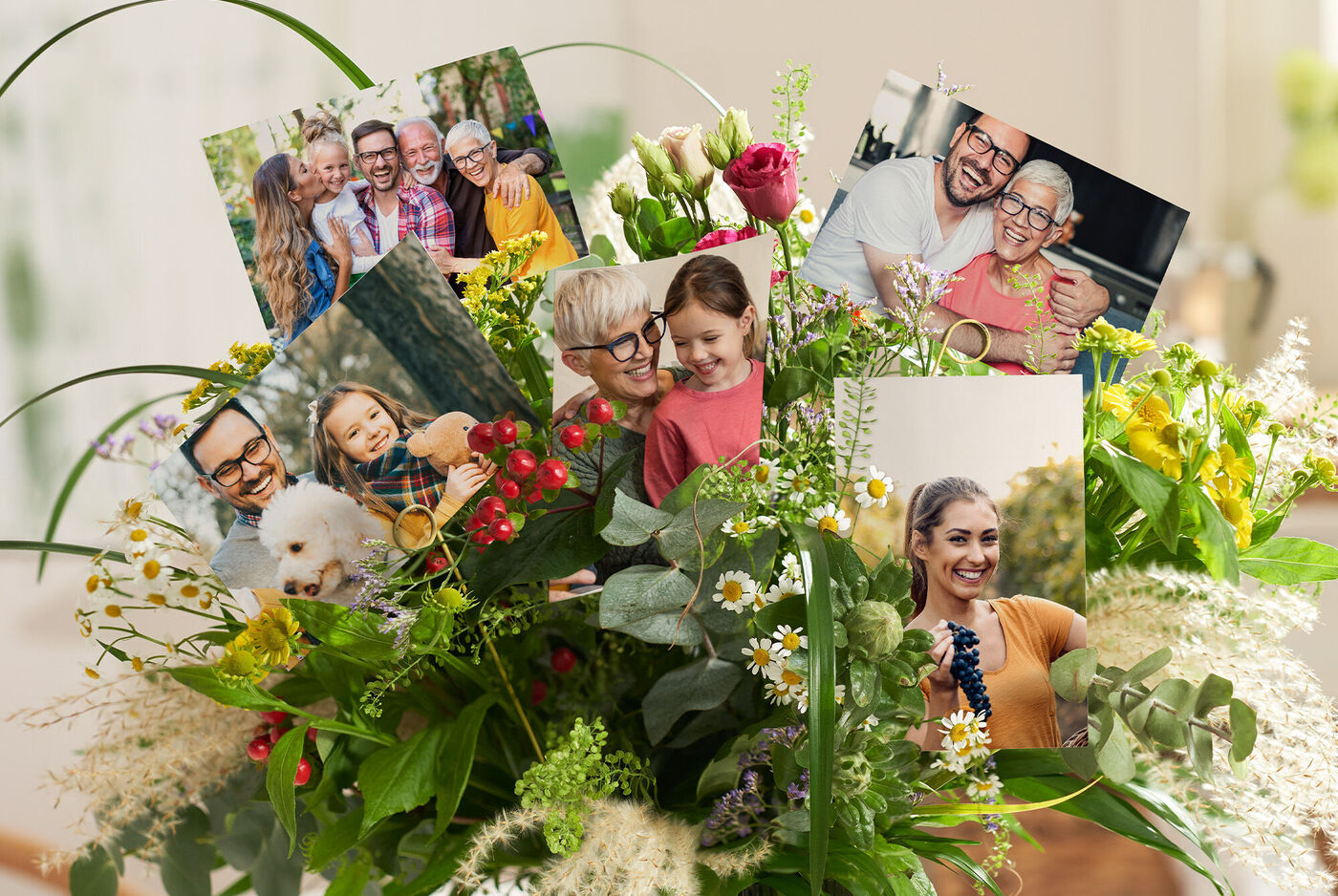 Un bel bouquet con foto di momenti felici in famiglia.